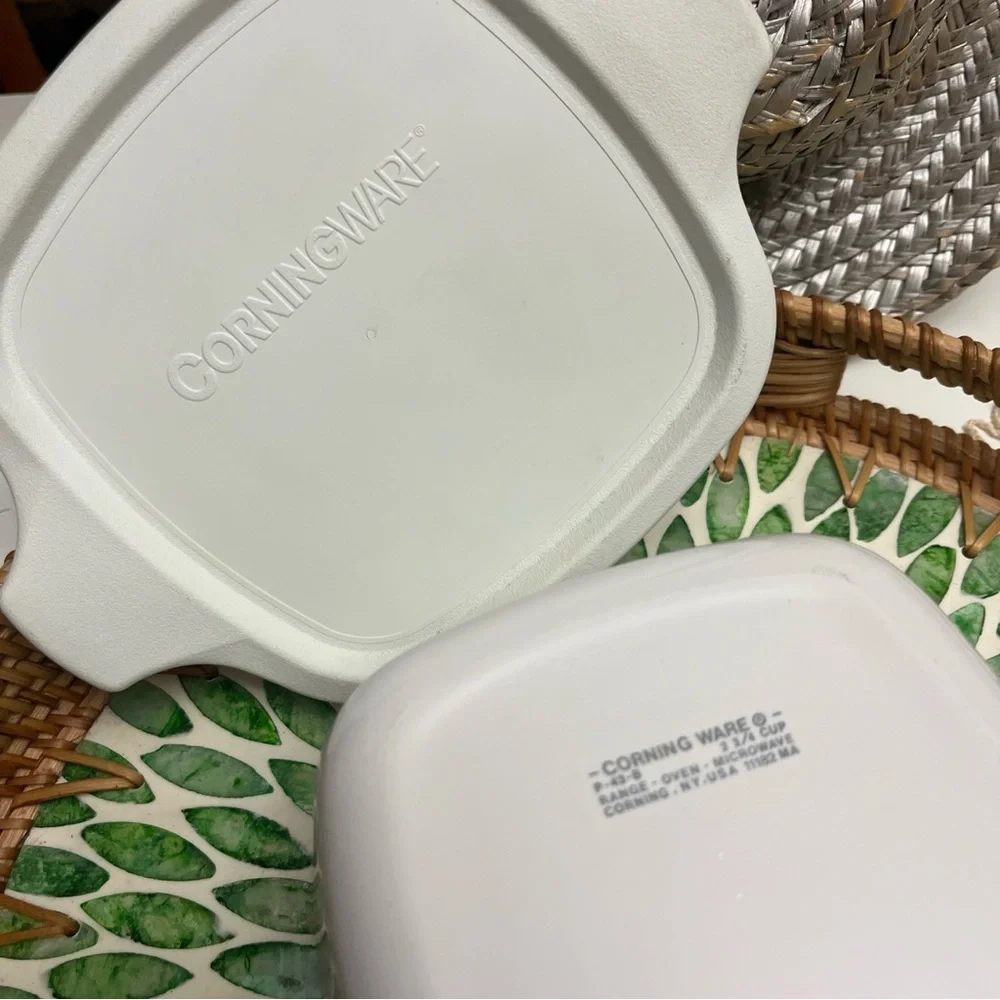 VTG CorningWare‎ White Casserole Dish with Floral Design